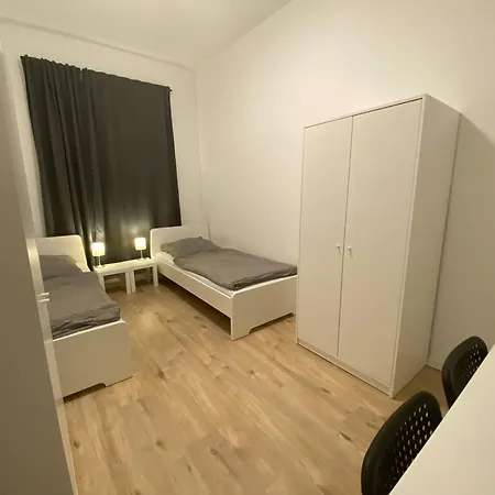 Monteurhome24 - Moderne In