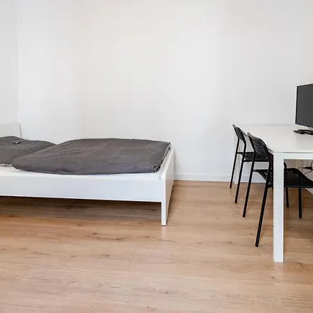 Monteurhome24 - Moderne In