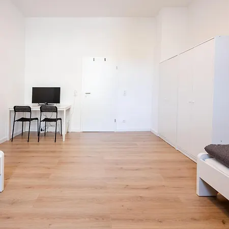 Monteurhome24 - Moderne In *