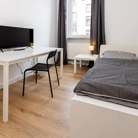 Monteurhome24 - Moderne In Hanau