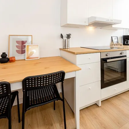 Monteurhome24 - Moderne In