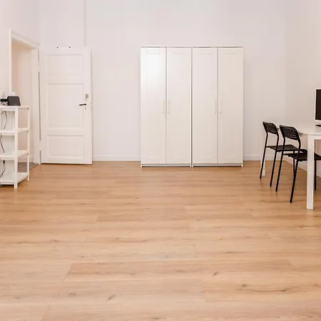 Monteurhome24 - Moderne In *