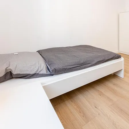 Monteurhome24 - Moderne In