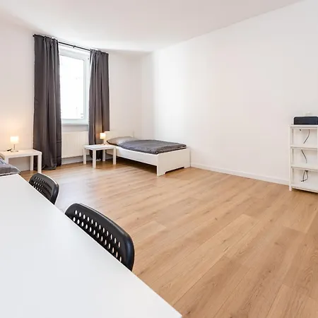 Monteurhome24 - Moderne In *